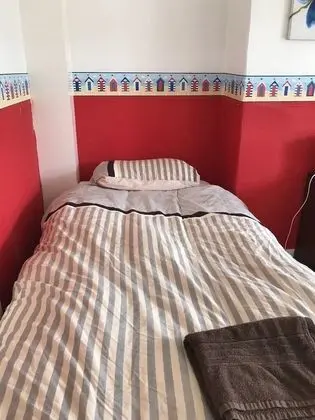 Tek Büyük Yataklı Oda (Budget)