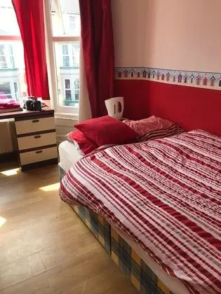 Tek Büyük Yataklı Oda (Budget)
