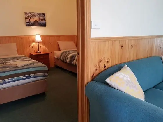 Villa, 2 Yatak Odası (1 Queen and 2 Single Beds)