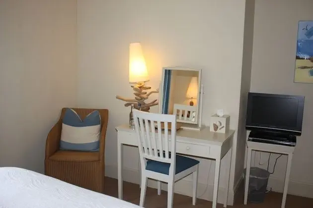 Basic Tek Büyük Yataklı Oda, Deniz Manzaralı (Room 3)