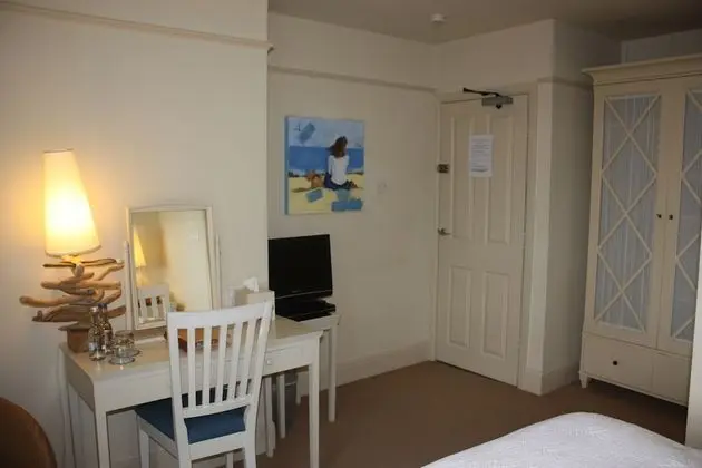 Basic Tek Büyük Yataklı Oda, Deniz Manzaralı (Room 3)