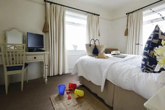 Standard Tek Büyük Yataklı Oda (Room 2)