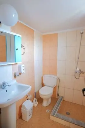 Dört Kişilik Oda, Balkon