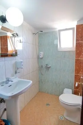 Tek Büyük Yataklı Oda, Balkon