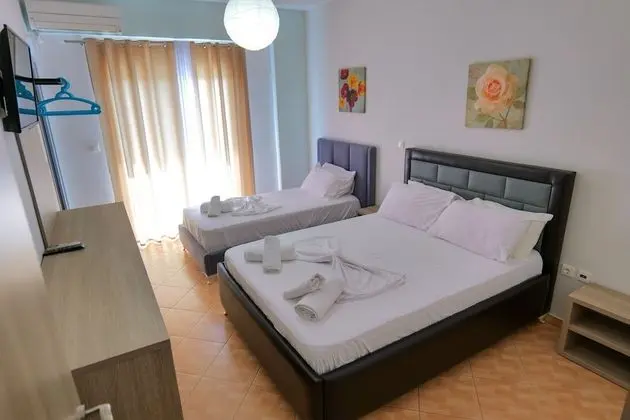 Üç Kişilik Oda, Balkon