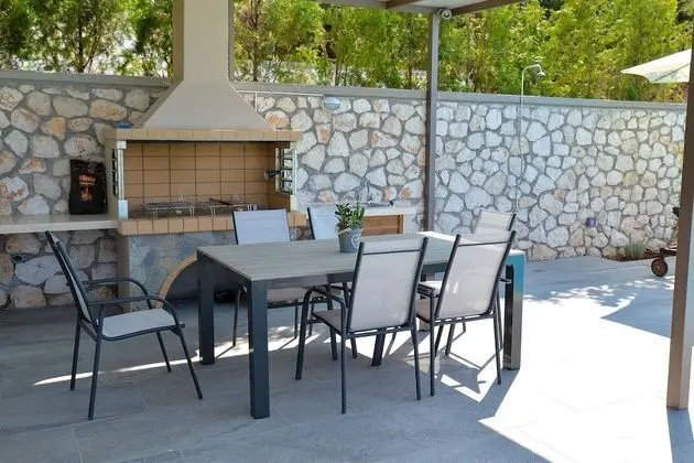 Luxury Villa (Alina)