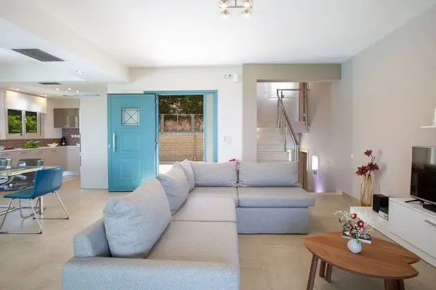 Luxury Villa (Alina)