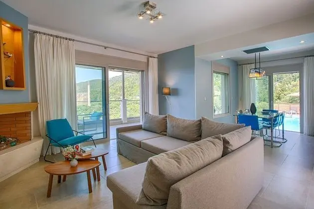 Luxury Villa (Alina)