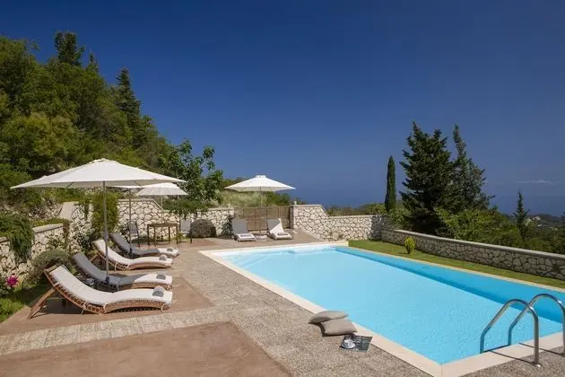 Luxury Villa (Liria)