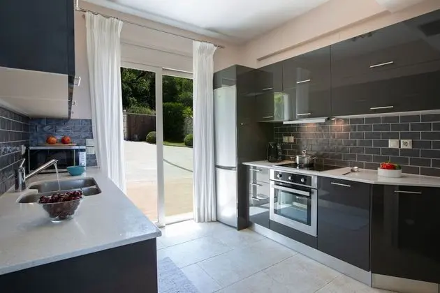 Luxury Villa (Liria)