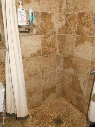 Honeymoon Kulübe, 1 En Büyük (King) Boy Yatak, Nehir Manzaralı