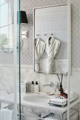 Classic Tek Büyük Yataklı Oda