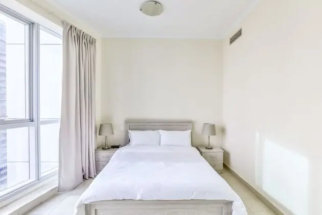 DHH - High Floor Spacious 2 Beds Torch Dubai Marina