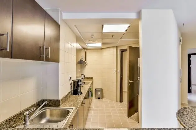 DHH - High Floor Spacious 2 Beds Torch Dubai Marina