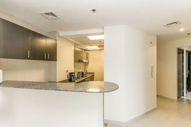 DHH - High Floor Spacious 2 Beds Torch Dubai Marina