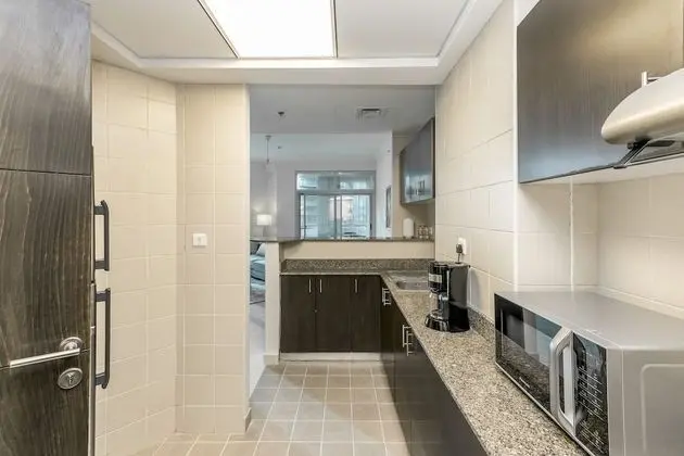 DHH - High Floor Spacious 2 Beds Torch Dubai Marina