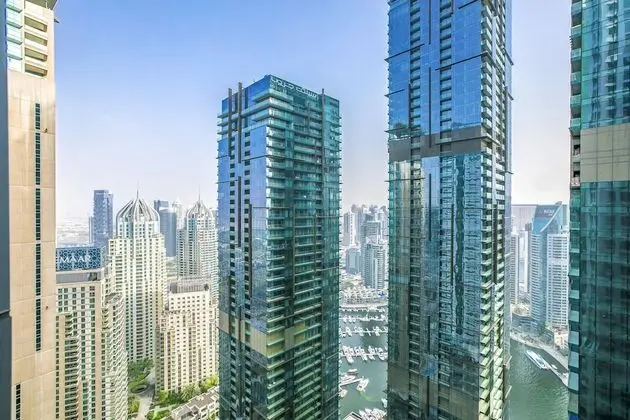 DHH - High Floor Spacious 2 Beds Torch Dubai Marina