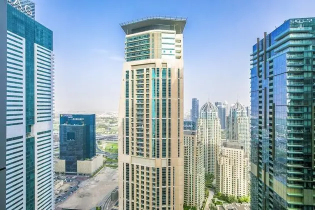 DHH - High Floor Spacious 2 Beds Torch Dubai Marina