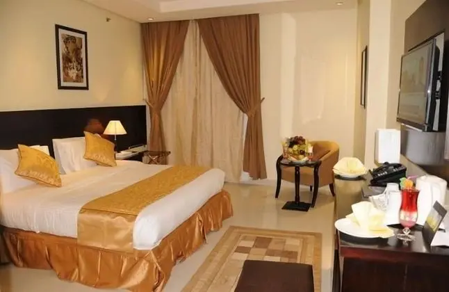 Deluxe Üç Kişilik Oda