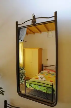Stüdyo, Bahçe Manzaralı