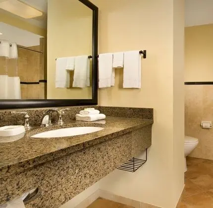 Süit, 1 En Büyük (King) Boy Yatak ve Çekyat, Buzdolabı ve Mikrodalga (Upper Floor Jacuzzi)