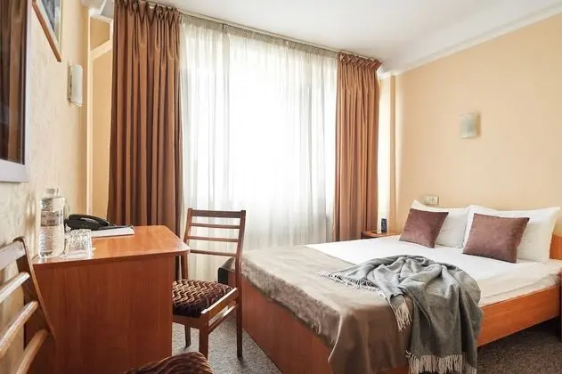 Superior Tek Büyük veya İki Ayrı Yataklı Oda