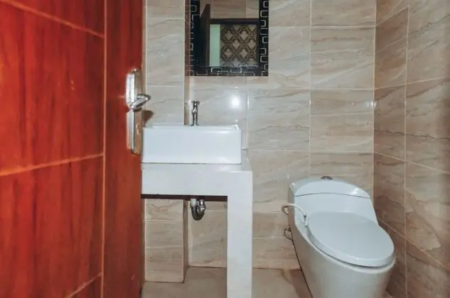 Premium Oda, 1 Büyük (Queen) Boy Yatak