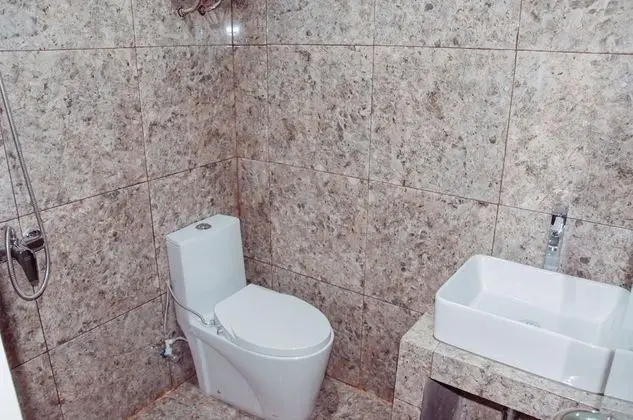 Premium Oda, 1 Büyük (Queen) Boy Yatak