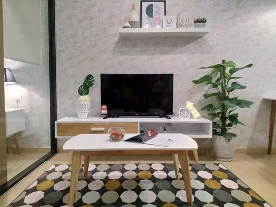 Comfy Studio - Essential Travelers Only