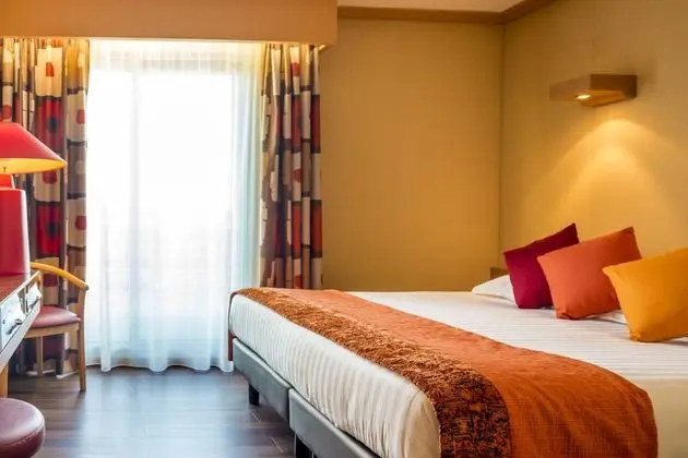 Comfort Tek Büyük veya İki Ayrı Yataklı Oda