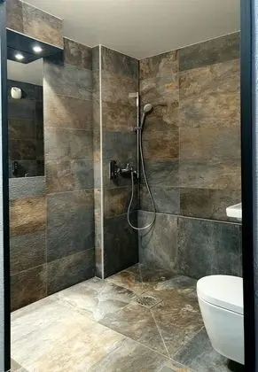 Tek Büyük Yataklı Oda, Dağ Manzaralı