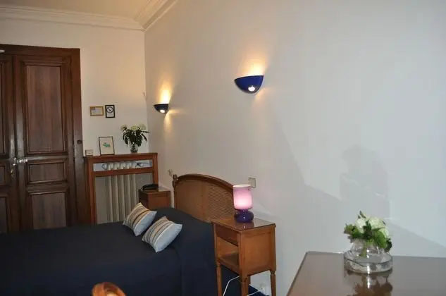 Classic Tek Büyük Yataklı Oda