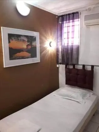 Tek Kişilik Oda, 1 Tek Kişilik Yatak, Sigara İçilmez