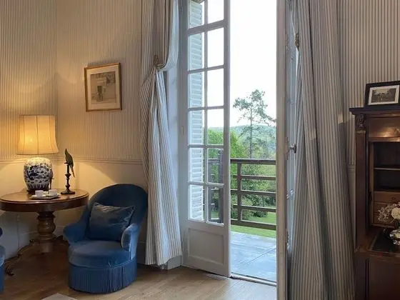 Superior Tek Büyük Yataklı Oda, Özel Banyo, Park Manzaralı (Chambre Coppélia)