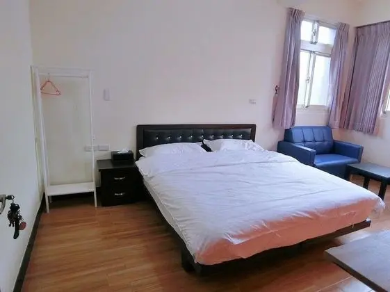 Business Tek Büyük Yataklı Oda