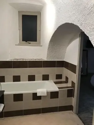 Superior Tek Büyük Yataklı Oda, Banyolu/Duşlu, Avlu Manzaralı