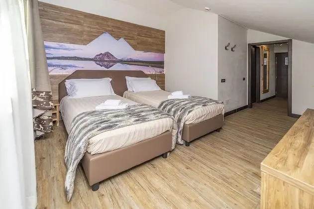 Comfort Tek Büyük veya İki Ayrı Yataklı Oda