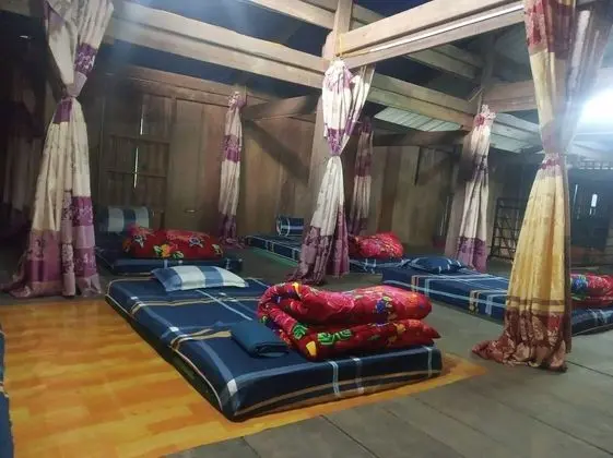 Ortak Ranzalı Oda, Karma Ranzalı Oda