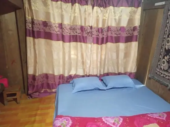 Tek Büyük Yataklı Oda, Ortak Banyo