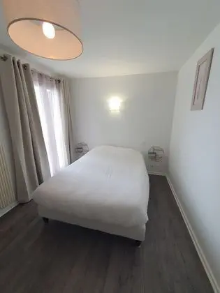 Tek Büyük Yataklı Oda, Göl Manzaralı
