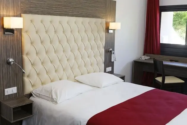 Superior Tek Büyük Yataklı Oda, 1 Çift Kişilik Yatak, Teras, Bahçe Manzaralı