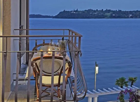 Classic Oda, Balkon, Kısmi Göl Manzaralı