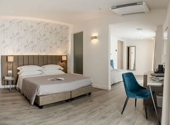 Comfort Room,Terrace, Lake View