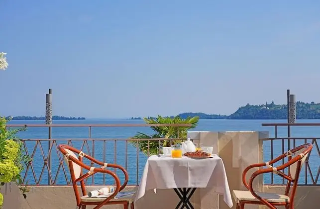 Comfort Room,Terrace, Lake View