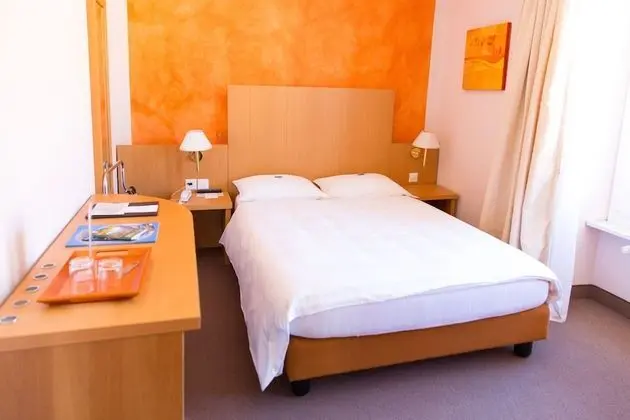 Comfort Tek Kişilik Oda, Göl Manzaralı