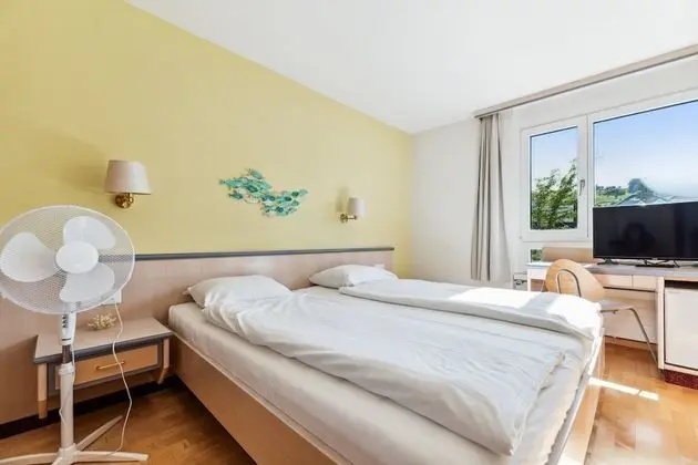 Basic Tek Büyük Yataklı Oda