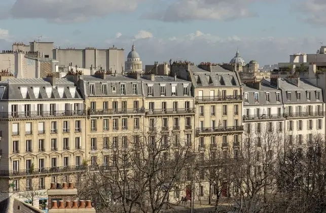 İki Ayrı Yataklı Oda (parisienne)