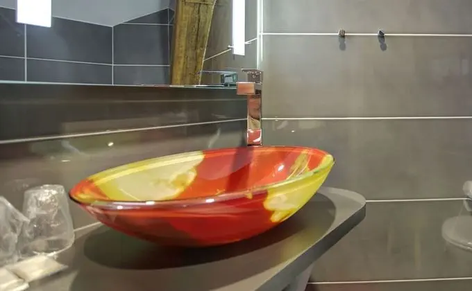 Comfort Tek Büyük Yataklı Oda