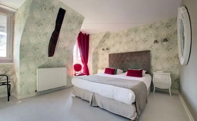 Tek Büyük Yataklı Oda