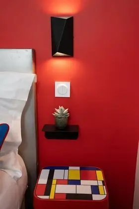 Standard Tek Büyük Yataklı Oda